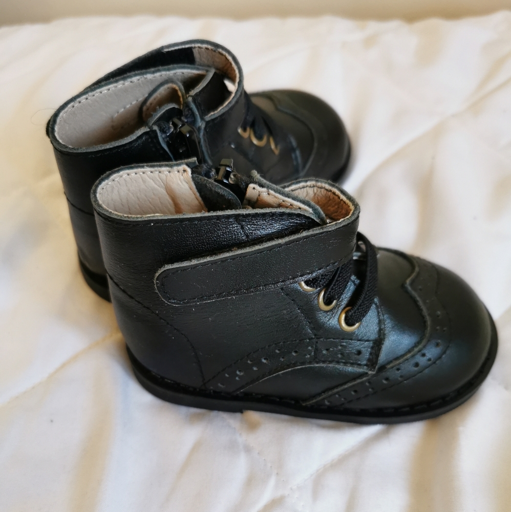 SOLD ON FB- Little Eva Rose & Co Black Leather boots (size 5- baby) - Picture 2 of 14